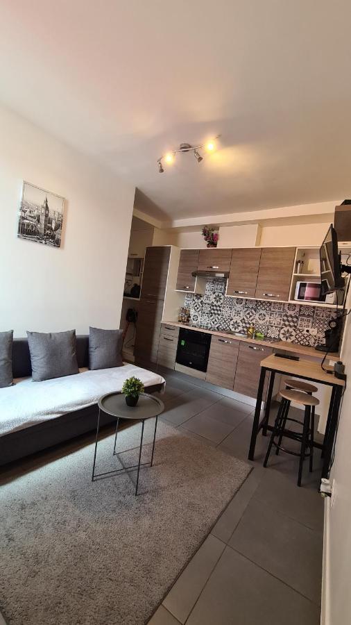 Logesty Home Proche Paris Et Metro Pantin Eksteriør bilde